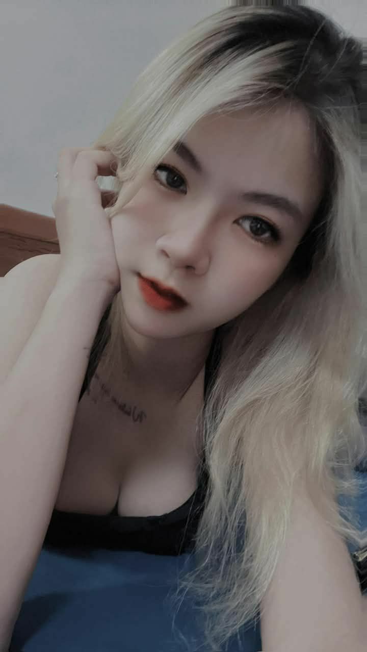 Bạn gái nóng bỏng học cách quan hệ tình dục qua đường hậu môn - Stella Barey - Bạn gái hoàn hảo - Alex Adams
